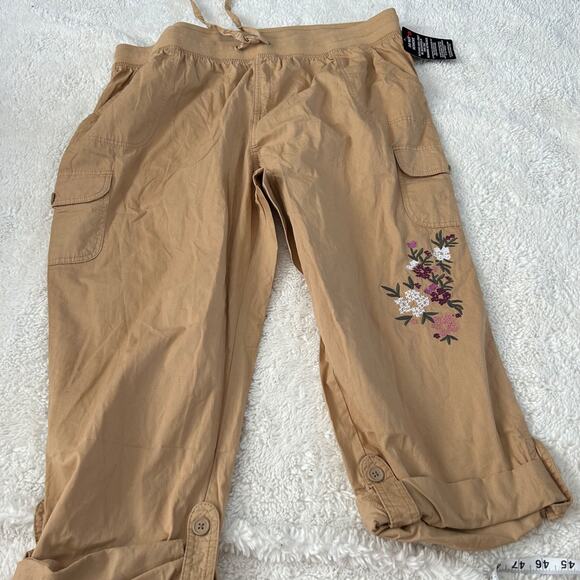 NWT Woman Within Women's Sz 22W Plus Sz Khaki Tan Embroidered Floral Pants - Picture 2 of 7